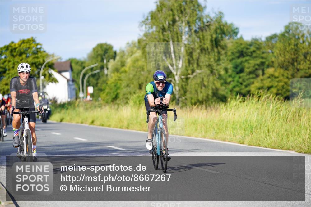 31.08.2025 - Elbe Triathlon Hamburg Michael Burmester http://msf.ph/oto/8667267 31.08.2025 09:41:13 Radfahren 261, 318, 395, 445, 523, 650, 672, 679, 692, 815, 853, 887 meine-sportfotos.de