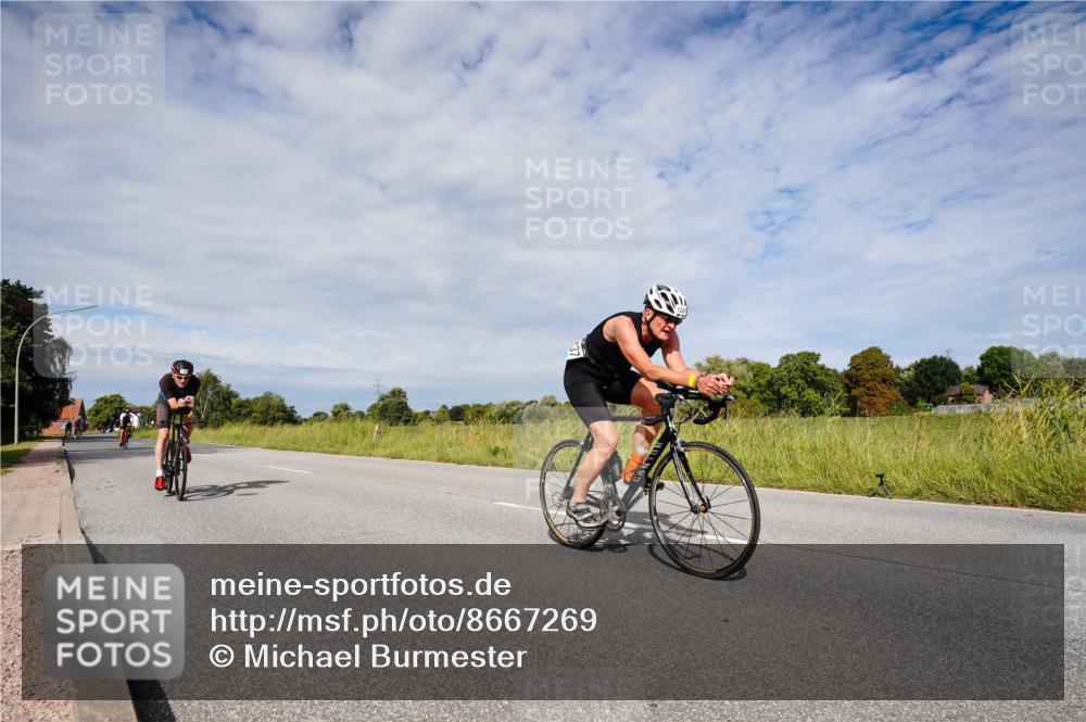 31.08.2025 - Elbe Triathlon Hamburg Michael Burmester http://msf.ph/oto/8667269 31.08.2025 10:45:27 Radfahren 809, 852, 1027, 1319, 1337, 1338 meine-sportfotos.de