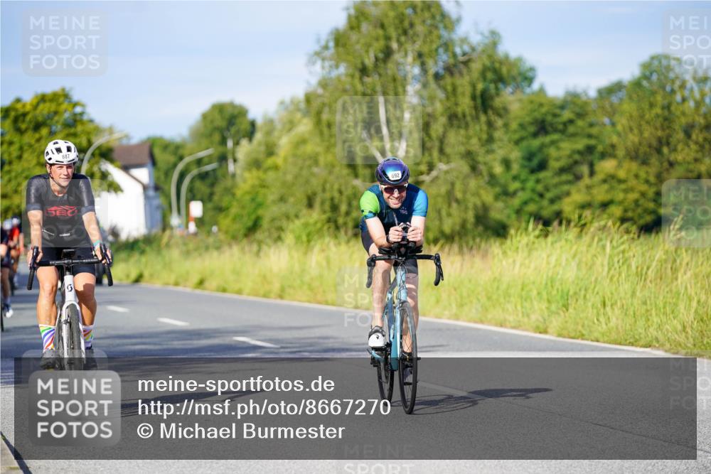 31.08.2025 - Elbe Triathlon Hamburg Michael Burmester http://msf.ph/oto/8667270 31.08.2025 09:41:13 Radfahren 261, 318, 395, 445, 523, 650, 672, 679, 692, 815, 853, 887 meine-sportfotos.de