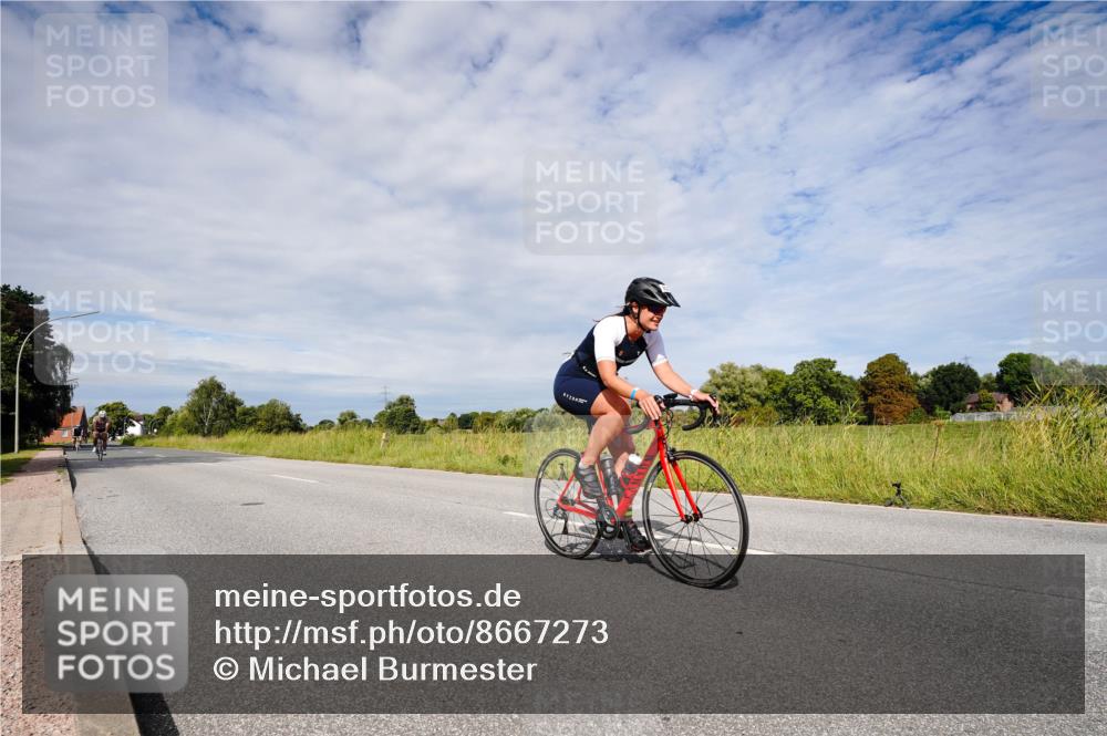 31.08.2025 - Elbe Triathlon Hamburg Michael Burmester http://msf.ph/oto/8667273 31.08.2025 10:45:30 Radfahren 852, 936, 1027, 1319, 1337 meine-sportfotos.de