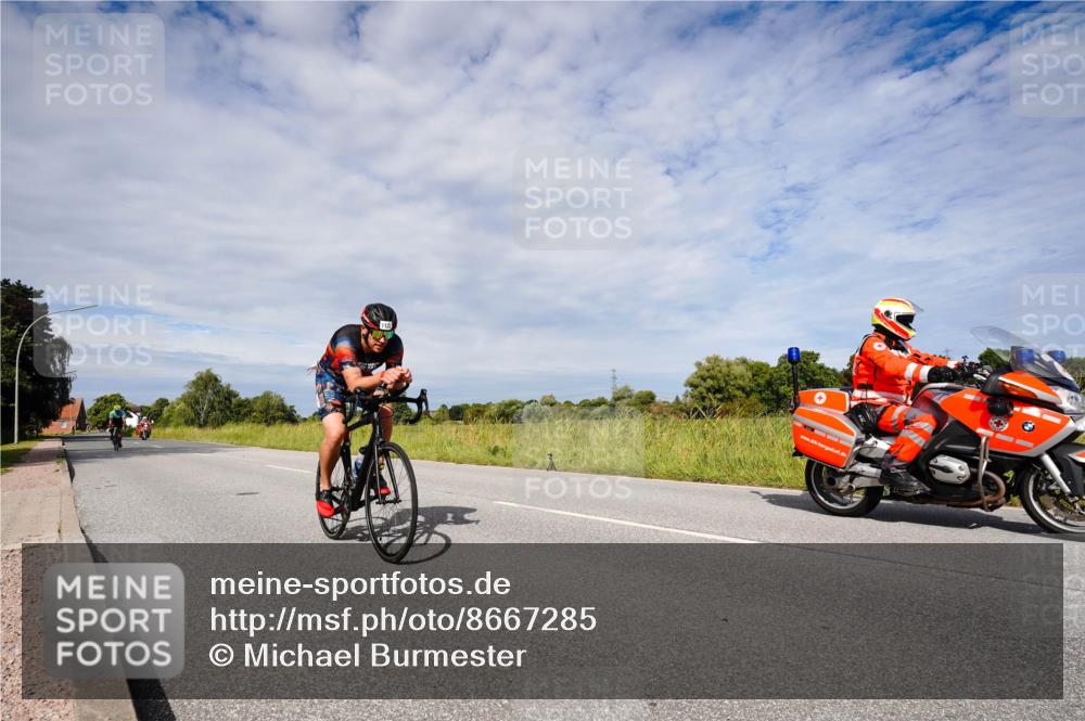 31.08.2025 - Elbe Triathlon Hamburg Michael Burmester http://msf.ph/oto/8667285 31.08.2025 10:45:52 Radfahren 1102, 1132 meine-sportfotos.de