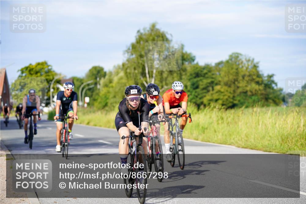 31.08.2025 - Elbe Triathlon Hamburg Michael Burmester http://msf.ph/oto/8667298 31.08.2025 09:41:18 Radfahren 261, 318, 395, 445, 630, 650, 672, 815, 851, 853 meine-sportfotos.de
