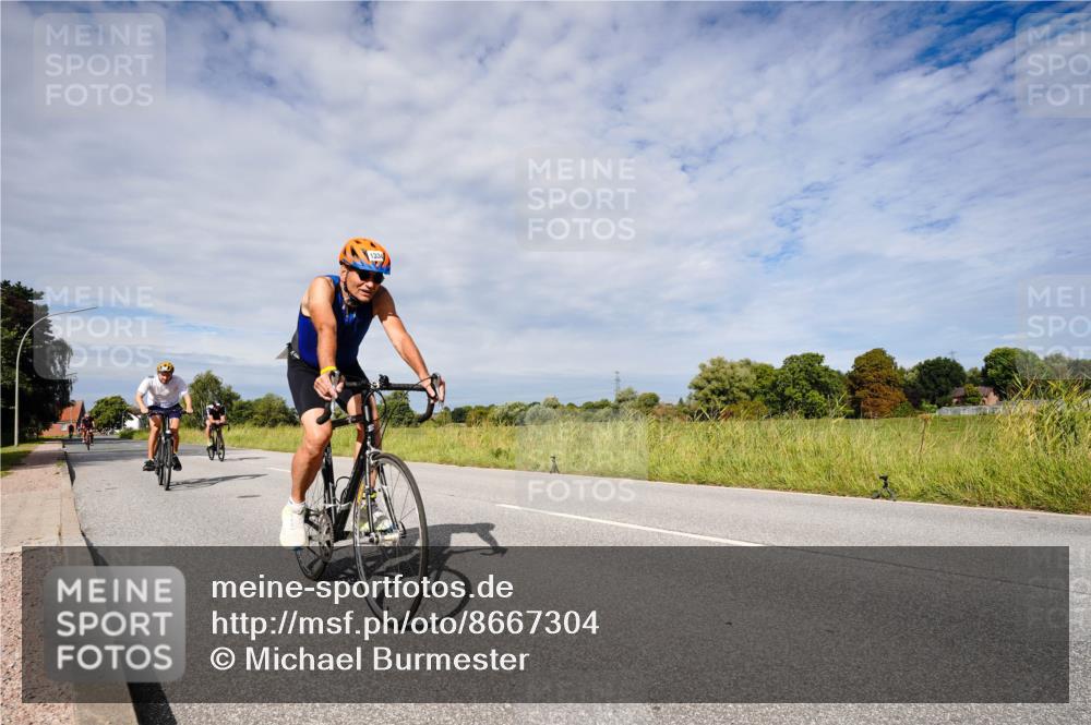 31.08.2025 - Elbe Triathlon Hamburg Michael Burmester http://msf.ph/oto/8667304 31.08.2025 10:46:32 Radfahren 1059, 1144, 1224, 1320, 1334 meine-sportfotos.de