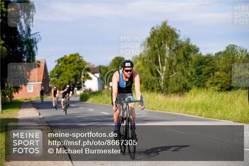 31.08.2025 - Elbe Triathlon Hamburg Michael Burmester http://msf.ph/oto/8667305 31.08.2025 09:41:20 Radfahren 318, 395, 445, 630, 650, 815, 851, 853 meine-sportfotos.de