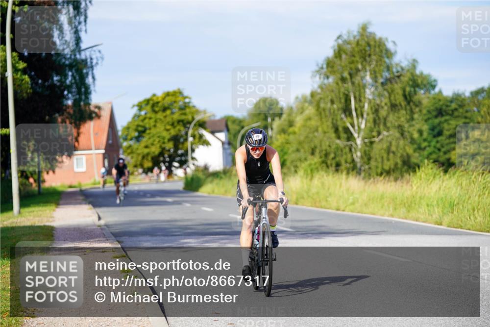 31.08.2025 - Elbe Triathlon Hamburg Michael Burmester http://msf.ph/oto/8667317 31.08.2025 09:41:24 Radfahren 630, 821, 851 meine-sportfotos.de