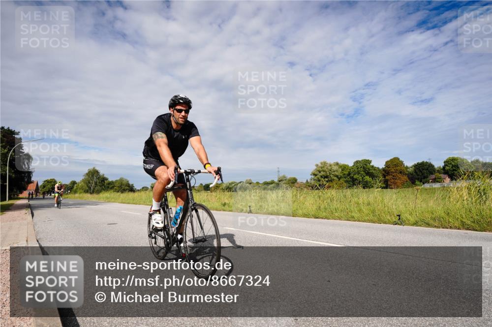31.08.2025 - Elbe Triathlon Hamburg Michael Burmester http://msf.ph/oto/8667324 31.08.2025 10:46:49 Radfahren 1139, 1143, 1208, 1246, 1268 meine-sportfotos.de