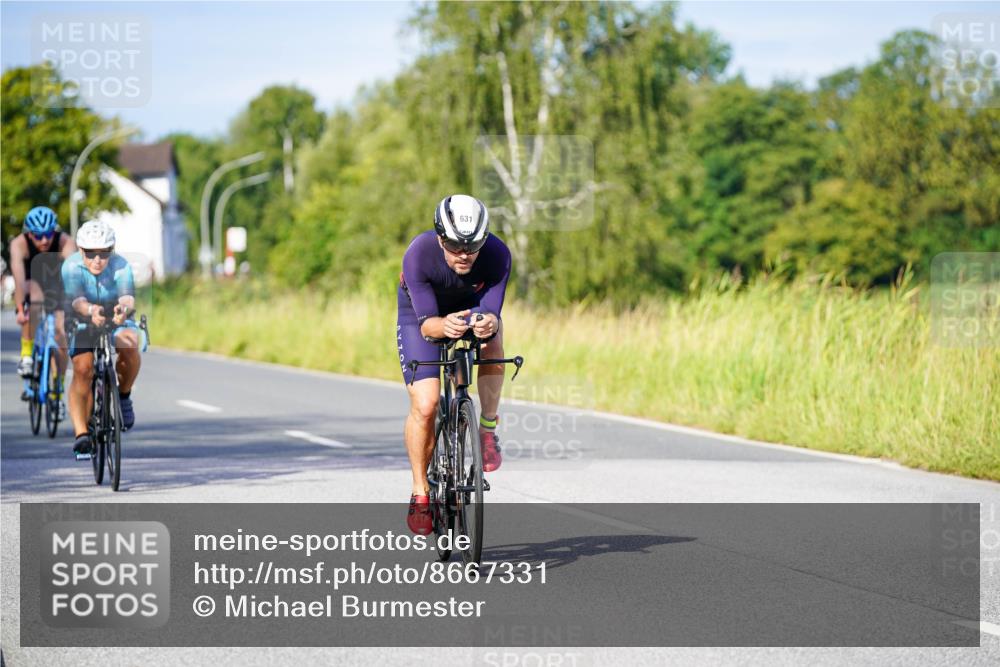 31.08.2025 - Elbe Triathlon Hamburg Michael Burmester http://msf.ph/oto/8667331 31.08.2025 09:41:35 Radfahren 302, 368, 608, 631, 678 meine-sportfotos.de
