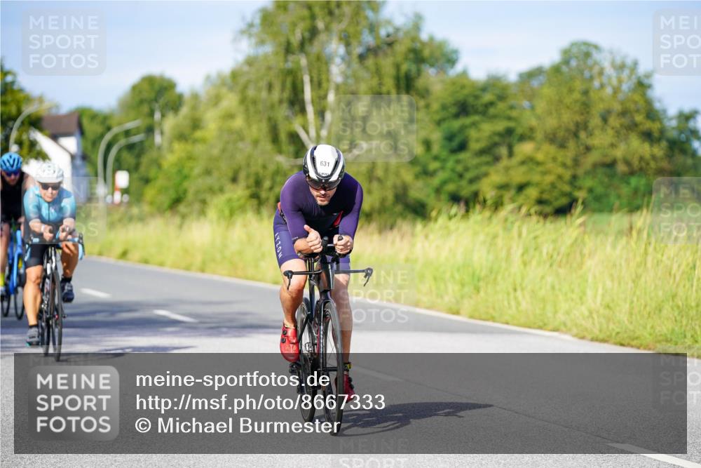 31.08.2025 - Elbe Triathlon Hamburg Michael Burmester http://msf.ph/oto/8667333 31.08.2025 09:41:36 Radfahren 302, 368, 608, 631, 678, 813 meine-sportfotos.de