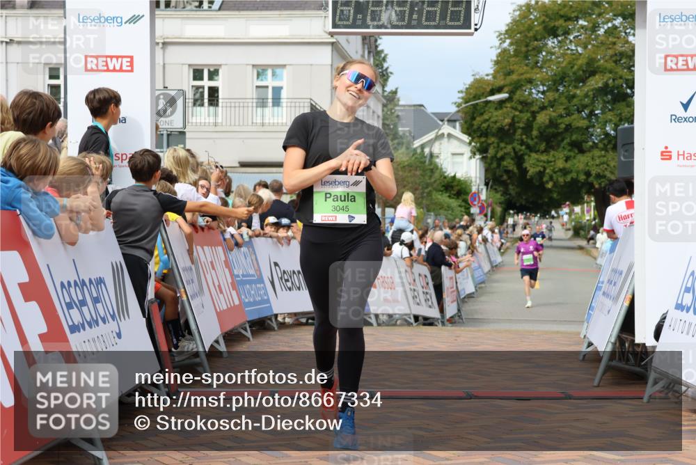 31.08.2025 - 21. Blankeneser Heldenlauf Strokosch-Dieckow http://msf.ph/oto/8667334 31.08.2025 10:57:38 Ziel 3045, 3012 meine-sportfotos.de