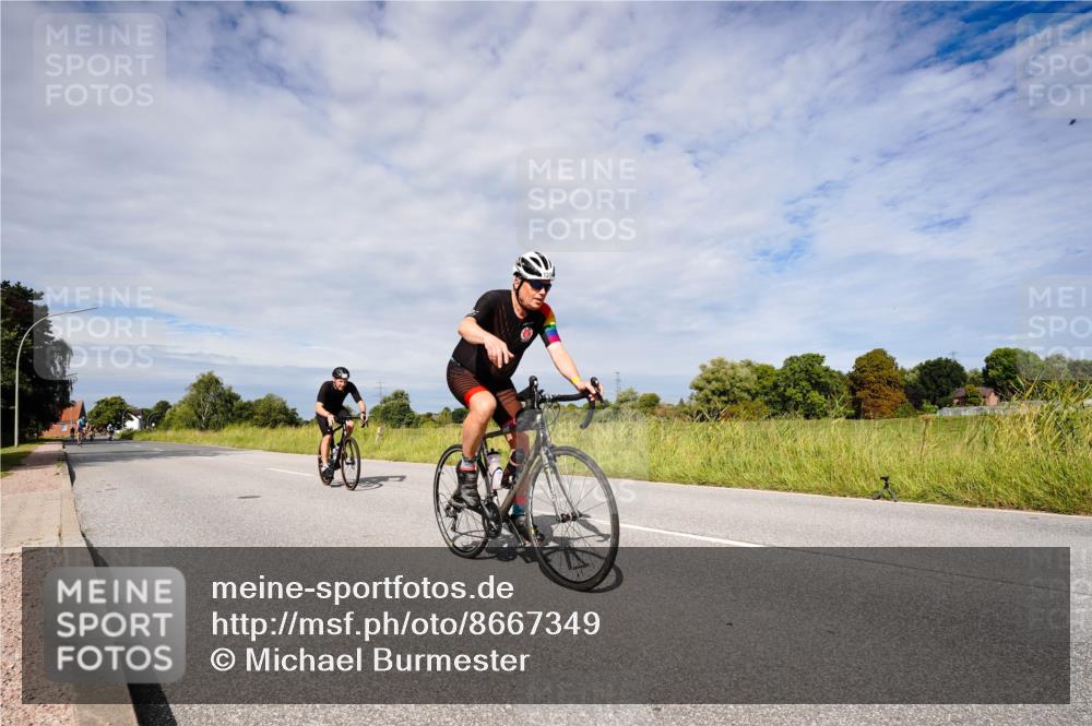 31.08.2025 - Elbe Triathlon Hamburg Michael Burmester http://msf.ph/oto/8667349 31.08.2025 10:47:11 Radfahren 1128, 1168, 1240, 1267, 1300, 1316 meine-sportfotos.de