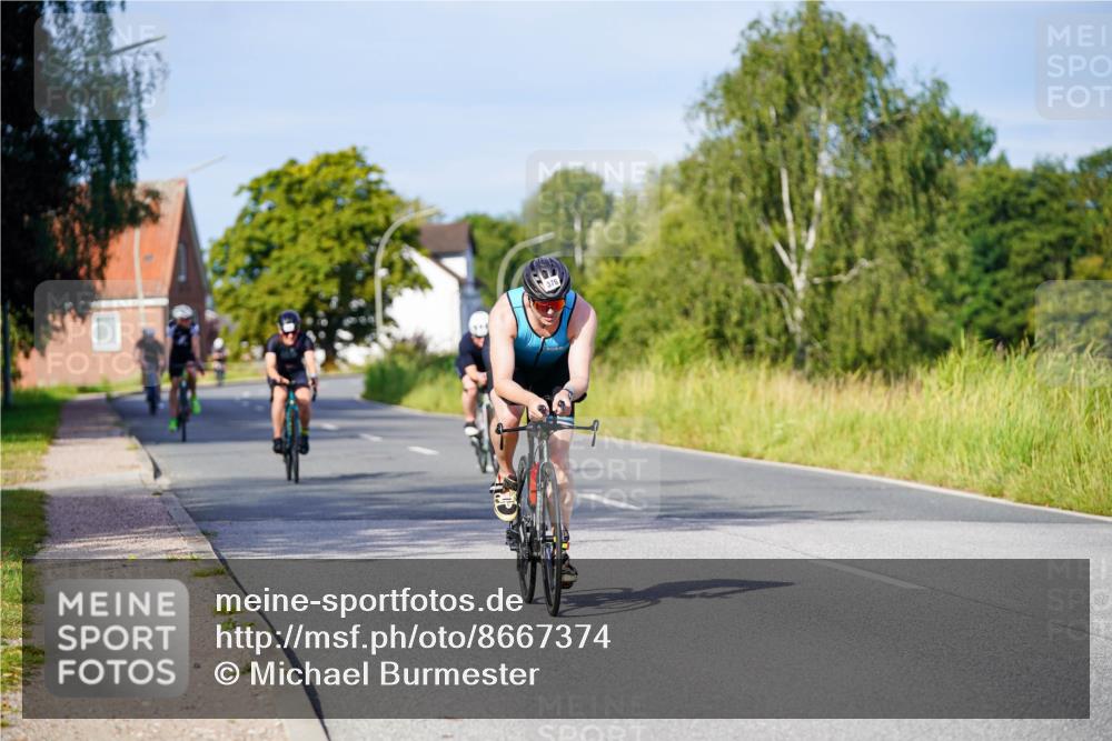 31.08.2025 - Elbe Triathlon Hamburg Michael Burmester http://msf.ph/oto/8667374 31.08.2025 09:41:50 Radfahren 266, 376, 681, 910 meine-sportfotos.de