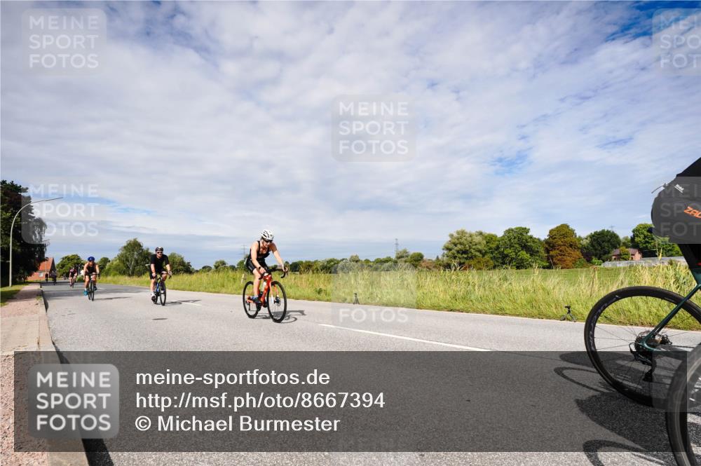 31.08.2025 - Elbe Triathlon Hamburg Michael Burmester http://msf.ph/oto/8667394 31.08.2025 10:48:09 Radfahren 870, 894, 1157, 1276, 1289, 1339, 1340, 1379 meine-sportfotos.de