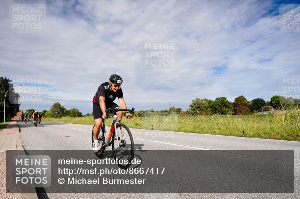 31.08.2025 - Elbe Triathlon Hamburg Michael Burmester http://msf.ph/oto/8667417 31.08.2025 10:48:30 Radfahren 1079, 1169, 1223, 1235, 1284, 1325, 1342, 1439 meine-sportfotos.de