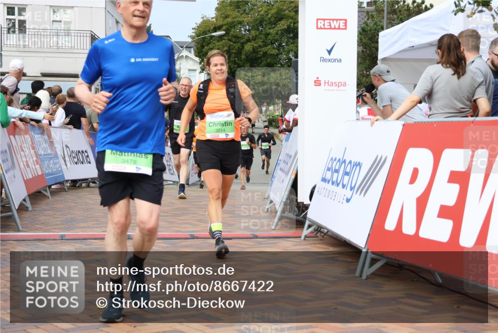 31.08.2025 - 21. Blankeneser Heldenlauf Strokosch-Dieckow http://msf.ph/oto/8667422 31.08.2025 11:15:28 Ziel 3340, 3339, 3497, 3478, 3621, 3622, 3458, 3014 meine-sportfotos.de