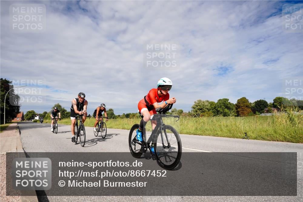 31.08.2025 - Elbe Triathlon Hamburg Michael Burmester http://msf.ph/oto/8667452 31.08.2025 10:49:18 Radfahren 1190, 1308, 1424, 1496 meine-sportfotos.de