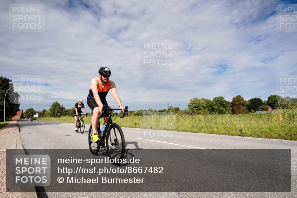 31.08.2025 - Elbe Triathlon Hamburg Michael Burmester http://msf.ph/oto/8667482 31.08.2025 10:50:09 Radfahren 1068, 1126, 1294 meine-sportfotos.de
