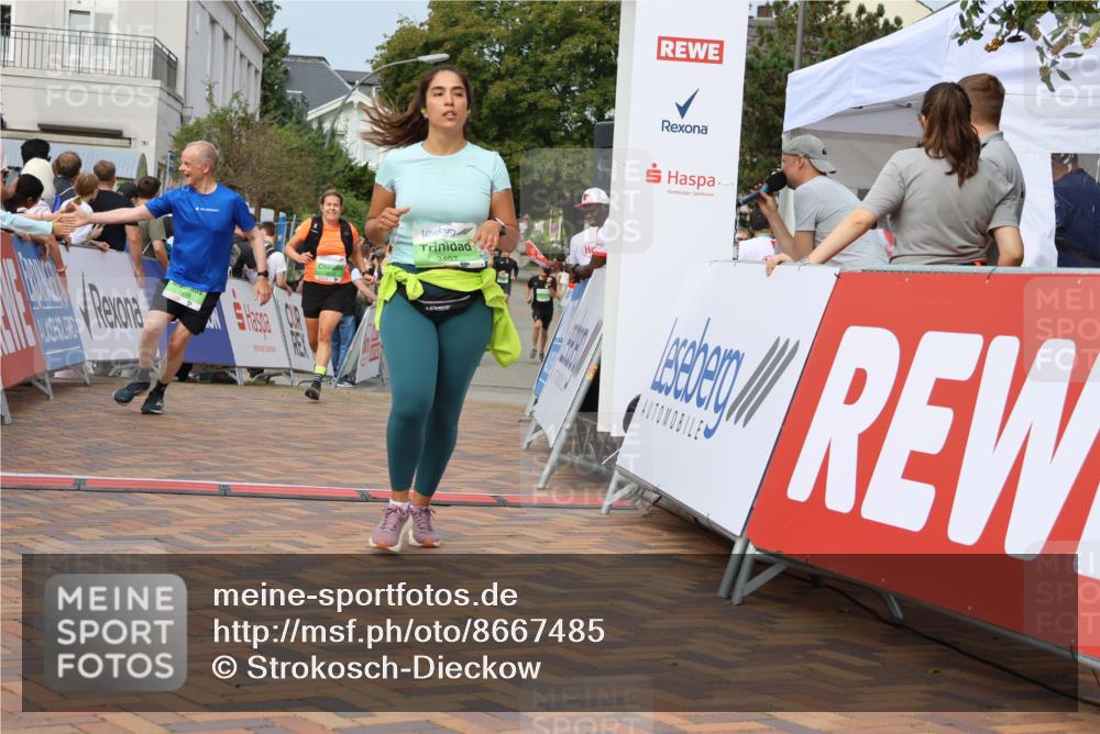 31.08.2025 - 21. Blankeneser Heldenlauf Strokosch-Dieckow http://msf.ph/oto/8667485 31.08.2025 11:15:25 Ziel 3340, 3339, 3497, 3478, 3458, 3014 meine-sportfotos.de
