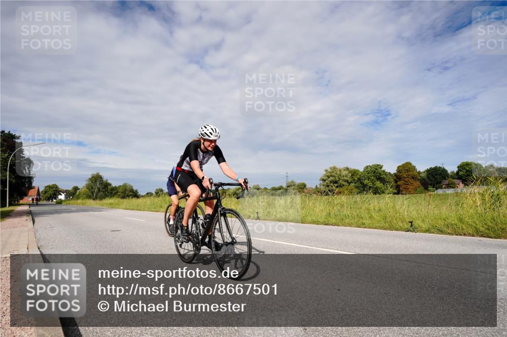 31.08.2025 - Elbe Triathlon Hamburg Michael Burmester http://msf.ph/oto/8667501 31.08.2025 10:50:26 Radfahren 1146, 1220, 1236, 1333, 1354 meine-sportfotos.de