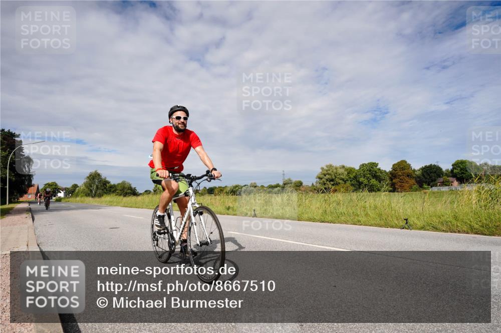 31.08.2025 - Elbe Triathlon Hamburg Michael Burmester http://msf.ph/oto/8667510 31.08.2025 10:50:48 Radfahren 794, 1176, 1244, 1287, 1324 meine-sportfotos.de