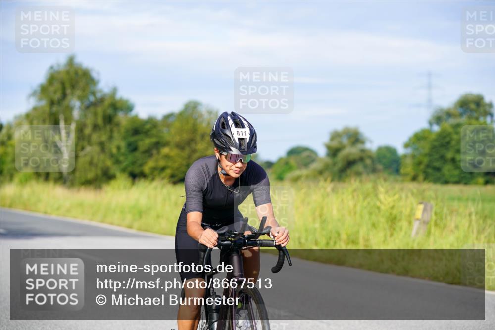 31.08.2025 - Elbe Triathlon Hamburg Michael Burmester http://msf.ph/oto/8667513 31.08.2025 09:42:43 Radfahren 247, 268, 361, 505, 615, 715, 811, 884, 893 meine-sportfotos.de