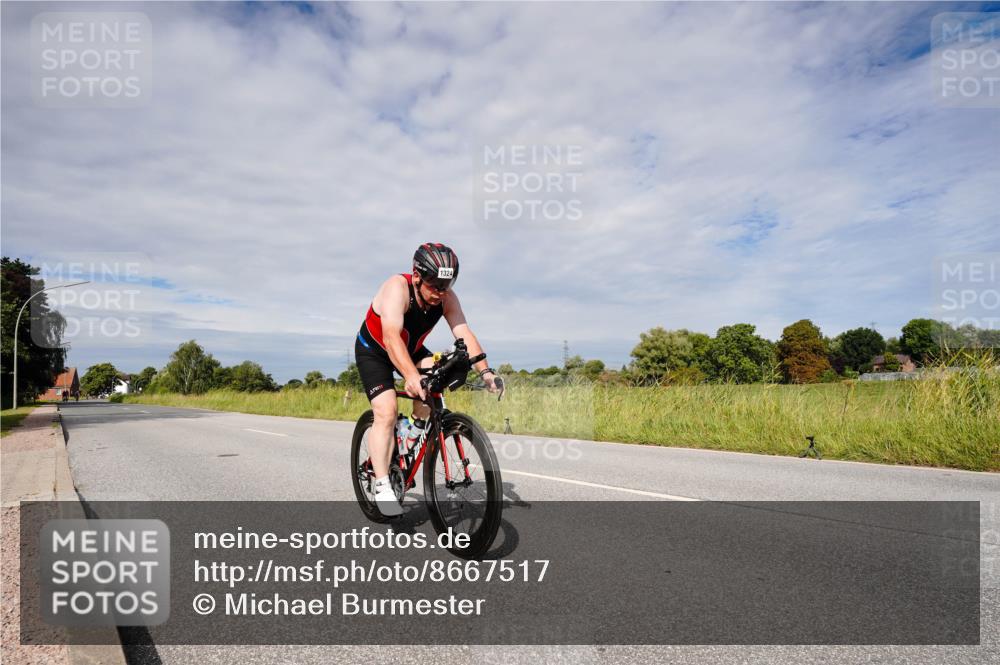 31.08.2025 - Elbe Triathlon Hamburg Michael Burmester http://msf.ph/oto/8667517 31.08.2025 10:50:52 Radfahren 794, 1287, 1324 meine-sportfotos.de