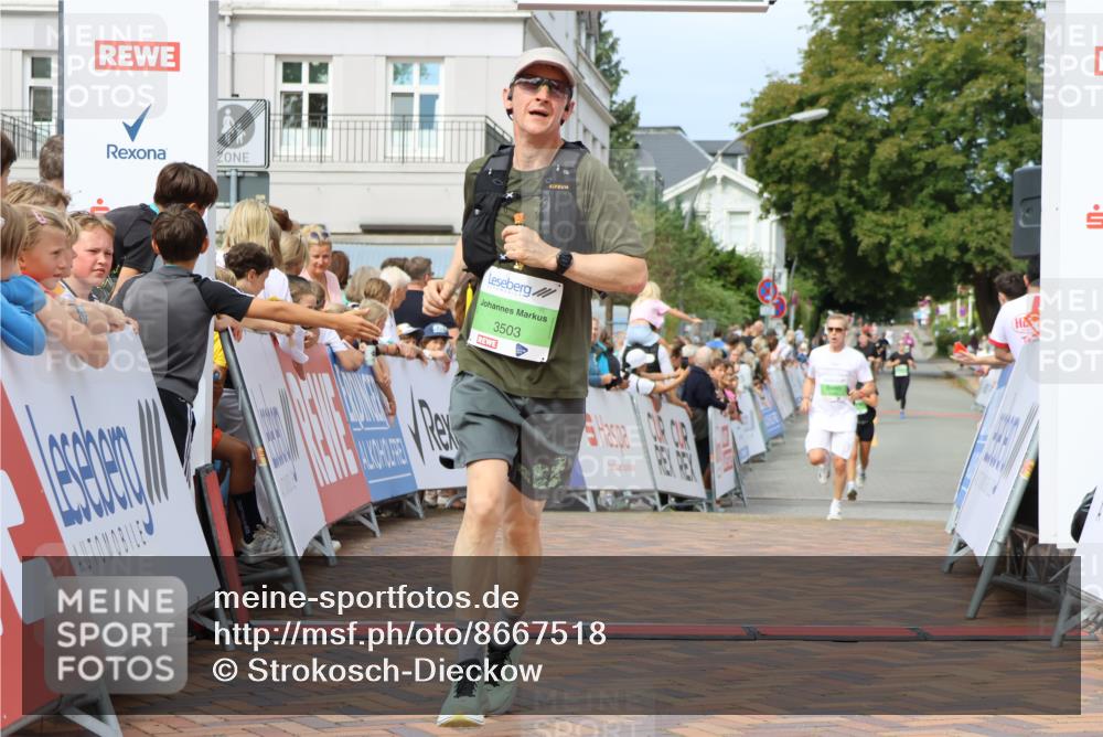 31.08.2025 - 21. Blankeneser Heldenlauf Strokosch-Dieckow http://msf.ph/oto/8667518 31.08.2025 10:57:24 Ziel 3499, 3503 meine-sportfotos.de