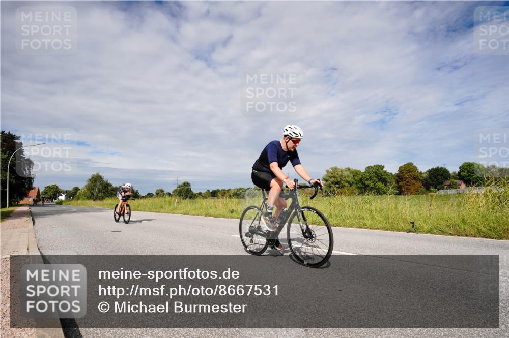 31.08.2025 - Elbe Triathlon Hamburg Michael Burmester http://msf.ph/oto/8667531 31.08.2025 10:51:12 Radfahren 1150, 1156, 1222, 1446 meine-sportfotos.de