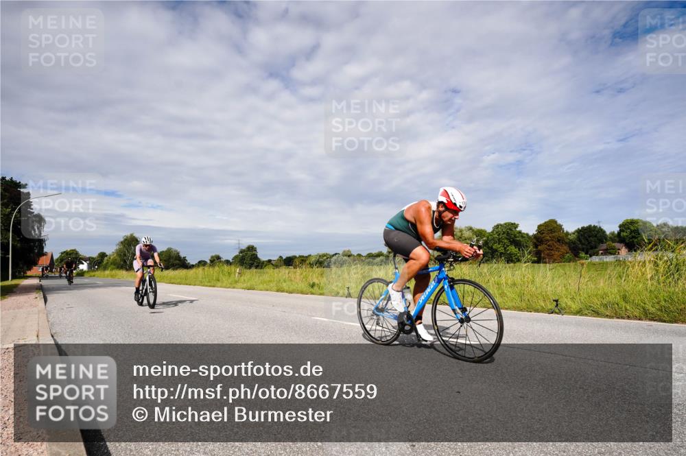 31.08.2025 - Elbe Triathlon Hamburg Michael Burmester http://msf.ph/oto/8667559 31.08.2025 10:51:40 Radfahren 1125, 1205, 1228, 1315, 1384 meine-sportfotos.de