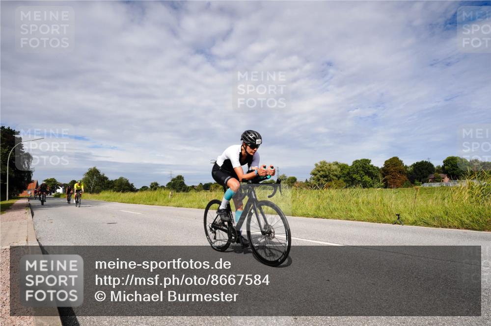 31.08.2025 - Elbe Triathlon Hamburg Michael Burmester http://msf.ph/oto/8667584 31.08.2025 10:52:05 Radfahren 1135, 1159, 1186, 1237, 1376, 1434, 1492 meine-sportfotos.de