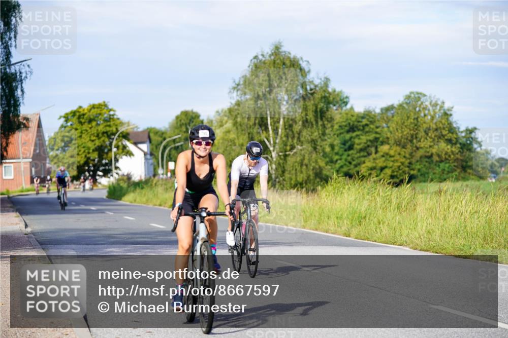 31.08.2025 - Elbe Triathlon Hamburg Michael Burmester http://msf.ph/oto/8667597 31.08.2025 09:43:08 Radfahren 321, 605, 622, 795 meine-sportfotos.de