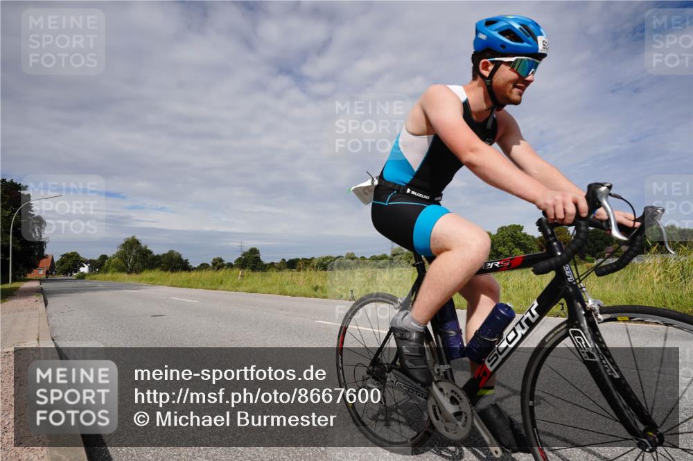 31.08.2025 - Elbe Triathlon Hamburg Michael Burmester http://msf.ph/oto/8667600 31.08.2025 10:52:20 Radfahren 928, 1469 meine-sportfotos.de