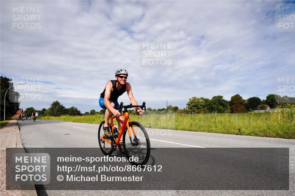 31.08.2025 - Elbe Triathlon Hamburg Michael Burmester http://msf.ph/oto/8667612 31.08.2025 10:52:52 Radfahren 758, 1207, 1243, 1258, 1295 meine-sportfotos.de