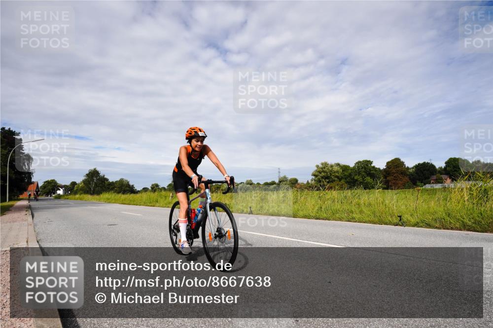 31.08.2025 - Elbe Triathlon Hamburg Michael Burmester http://msf.ph/oto/8667638 31.08.2025 10:53:27 Radfahren 1194, 1429, 1487, 1494 meine-sportfotos.de