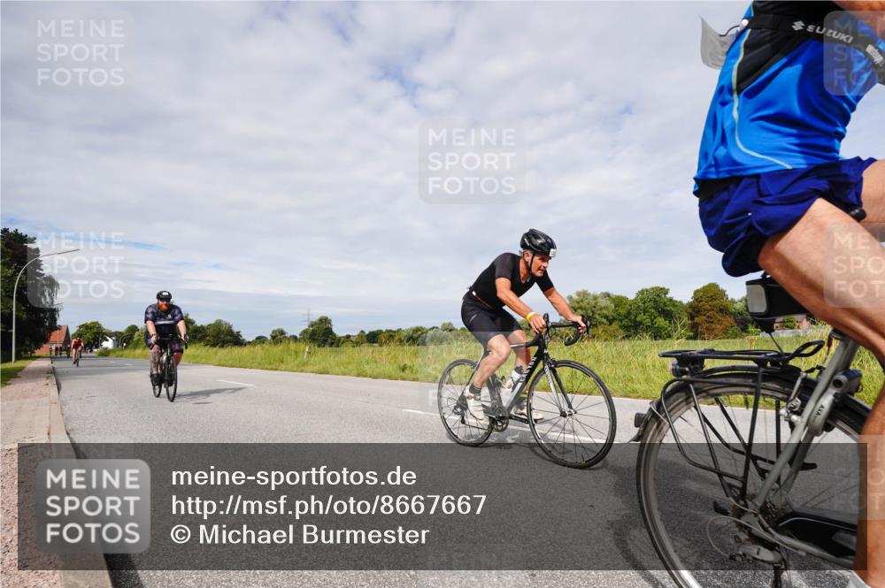 31.08.2025 - Elbe Triathlon Hamburg Michael Burmester http://msf.ph/oto/8667667 31.08.2025 10:54:07 Radfahren 1114, 1291, 1341, 1367, 1416, 1454 meine-sportfotos.de
