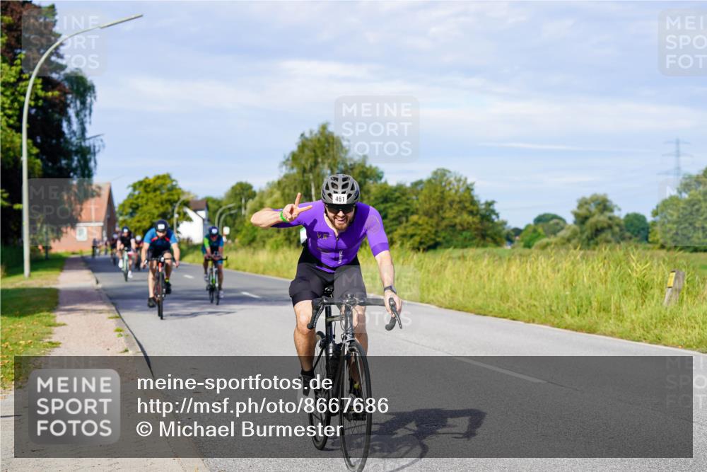 31.08.2025 - Elbe Triathlon Hamburg Michael Burmester http://msf.ph/oto/8667686 31.08.2025 09:43:35 Radfahren 282, 337, 461, 519, 866, 888, 913 meine-sportfotos.de
