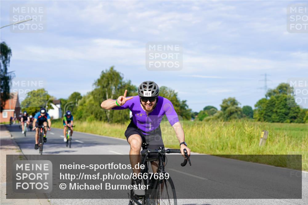31.08.2025 - Elbe Triathlon Hamburg Michael Burmester http://msf.ph/oto/8667689 31.08.2025 09:43:35 Radfahren 282, 337, 461, 519, 866, 888, 913 meine-sportfotos.de