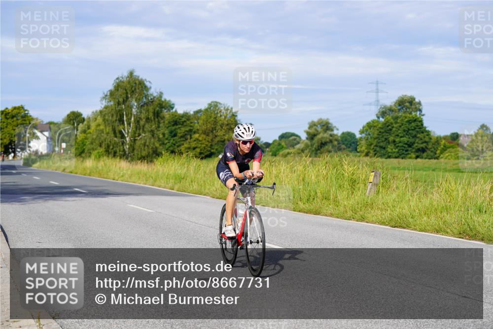 31.08.2025 - Elbe Triathlon Hamburg Michael Burmester http://msf.ph/oto/8667731 31.08.2025 09:43:42 Radfahren 337, 602, 800, 845, 866, 908, 913 meine-sportfotos.de