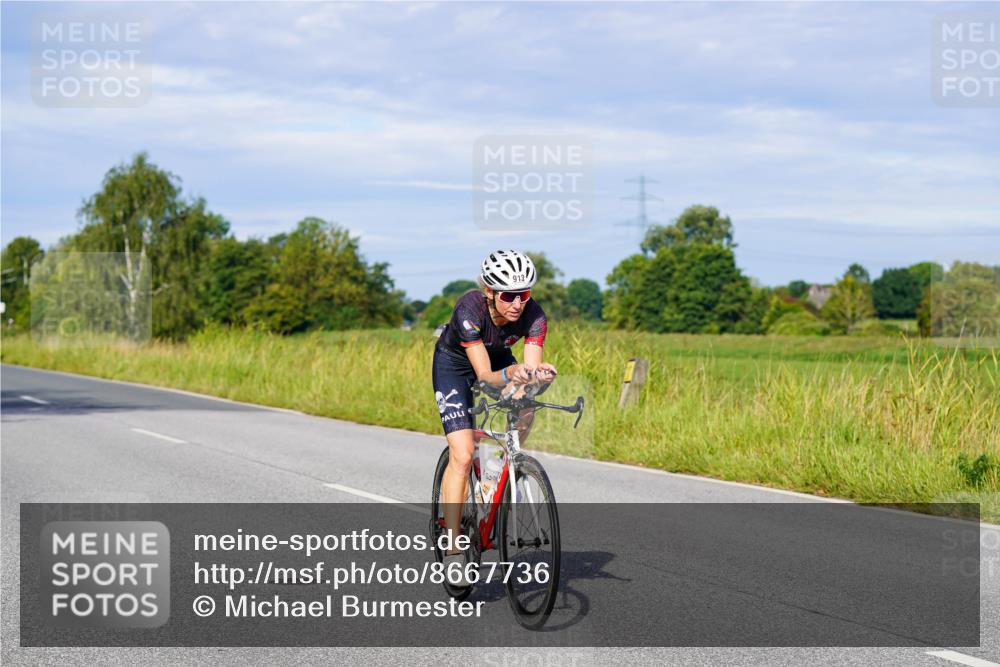 31.08.2025 - Elbe Triathlon Hamburg Michael Burmester http://msf.ph/oto/8667736 31.08.2025 09:43:42 Radfahren 337, 602, 800, 845, 866, 908, 913 meine-sportfotos.de