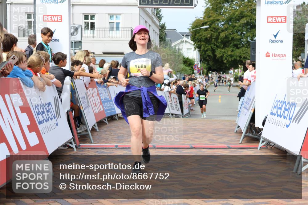 31.08.2025 - 21. Blankeneser Heldenlauf Strokosch-Dieckow http://msf.ph/oto/8667752 31.08.2025 10:57:08 Ziel 2167, 3502, 3419, 3194, 3117, 3157 meine-sportfotos.de