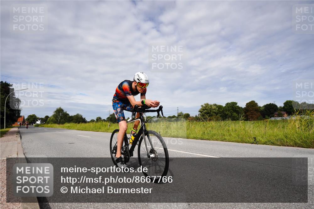31.08.2025 - Elbe Triathlon Hamburg Michael Burmester http://msf.ph/oto/8667766 31.08.2025 10:56:11 Radfahren 1435, 1600 meine-sportfotos.de