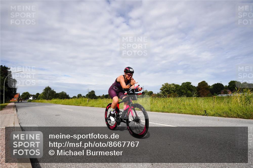 31.08.2025 - Elbe Triathlon Hamburg Michael Burmester http://msf.ph/oto/8667767 31.08.2025 10:56:15 Radfahren 1152, 1279, 1435, 1599 meine-sportfotos.de