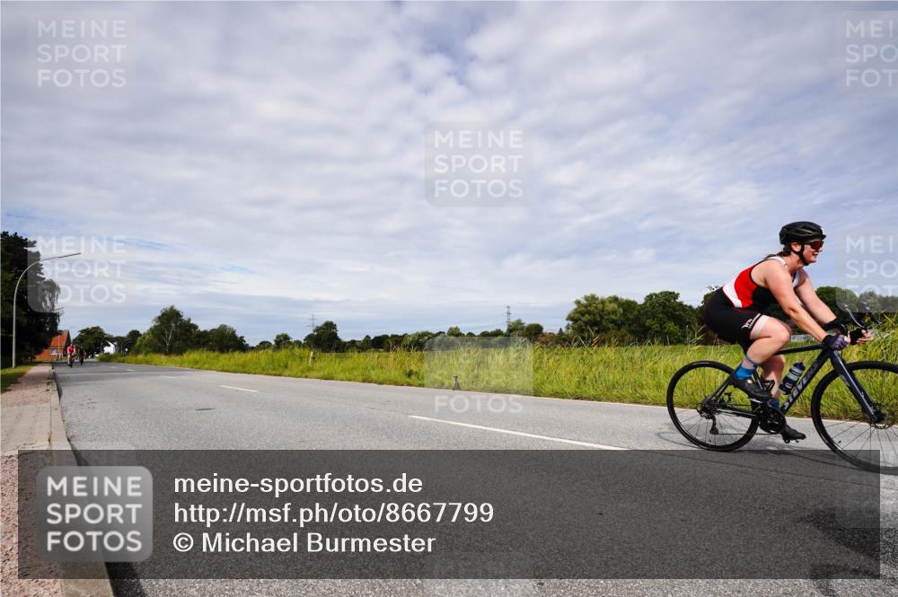 31.08.2025 - Elbe Triathlon Hamburg Michael Burmester http://msf.ph/oto/8667799 31.08.2025 10:56:48 Radfahren 1166, 1301, 1383, 1430, 1603 meine-sportfotos.de