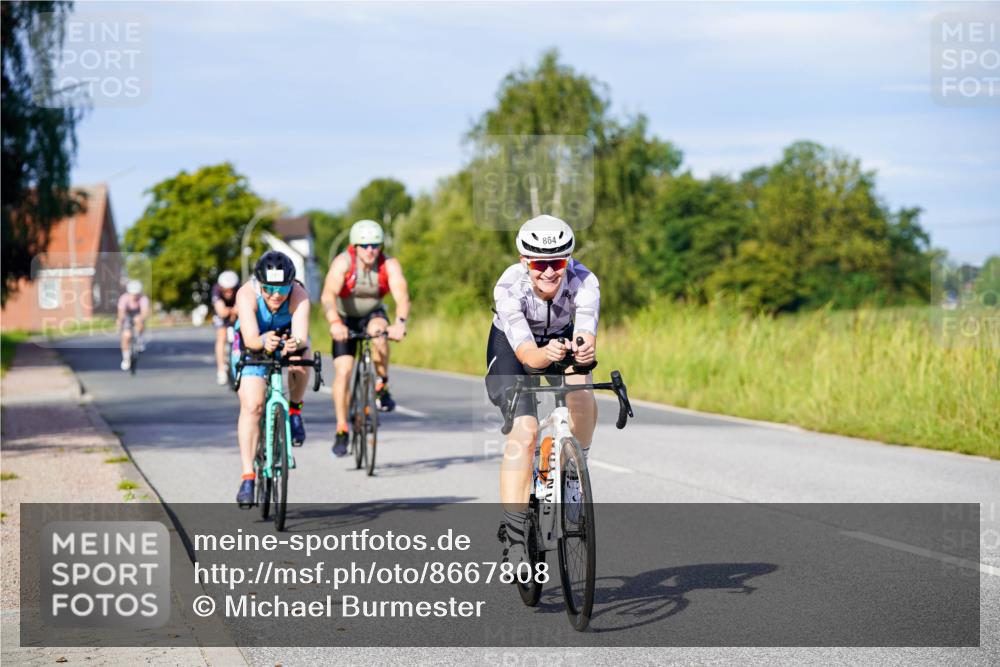31.08.2025 - Elbe Triathlon Hamburg Michael Burmester http://msf.ph/oto/8667808 31.08.2025 09:44:02 Radfahren 281, 378, 476, 562, 770, 787, 864 meine-sportfotos.de