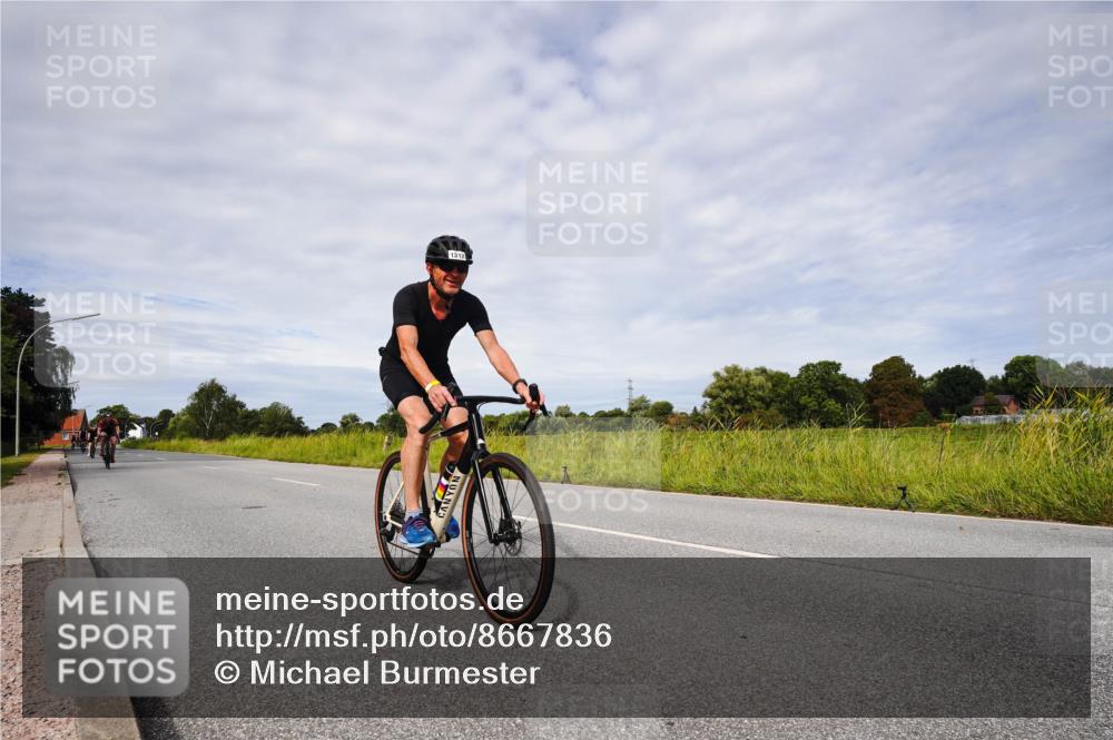 31.08.2025 - Elbe Triathlon Hamburg Michael Burmester http://msf.ph/oto/8667836 31.08.2025 10:57:27 Radfahren 1312, 1345, 1405, 1463 meine-sportfotos.de