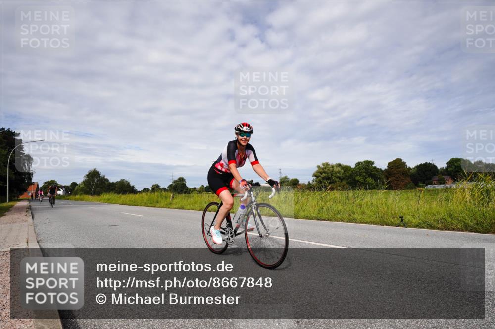 31.08.2025 - Elbe Triathlon Hamburg Michael Burmester http://msf.ph/oto/8667848 31.08.2025 10:57:40 Radfahren 1161, 1399, 1502 meine-sportfotos.de