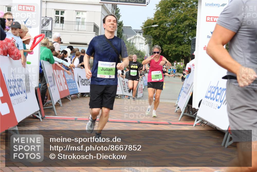 31.08.2025 - 21. Blankeneser Heldenlauf Strokosch-Dieckow http://msf.ph/oto/8667852 31.08.2025 11:14:58 Ziel 3479, 3535, 3534, 3586, 3661, 3610, 3336, 3270 meine-sportfotos.de