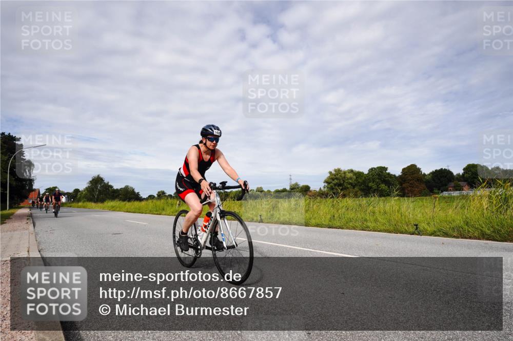 31.08.2025 - Elbe Triathlon Hamburg Michael Burmester http://msf.ph/oto/8667857 31.08.2025 10:57:53 Radfahren 1358, 1401, 1420, 1438, 1441, 1447, 1493 meine-sportfotos.de