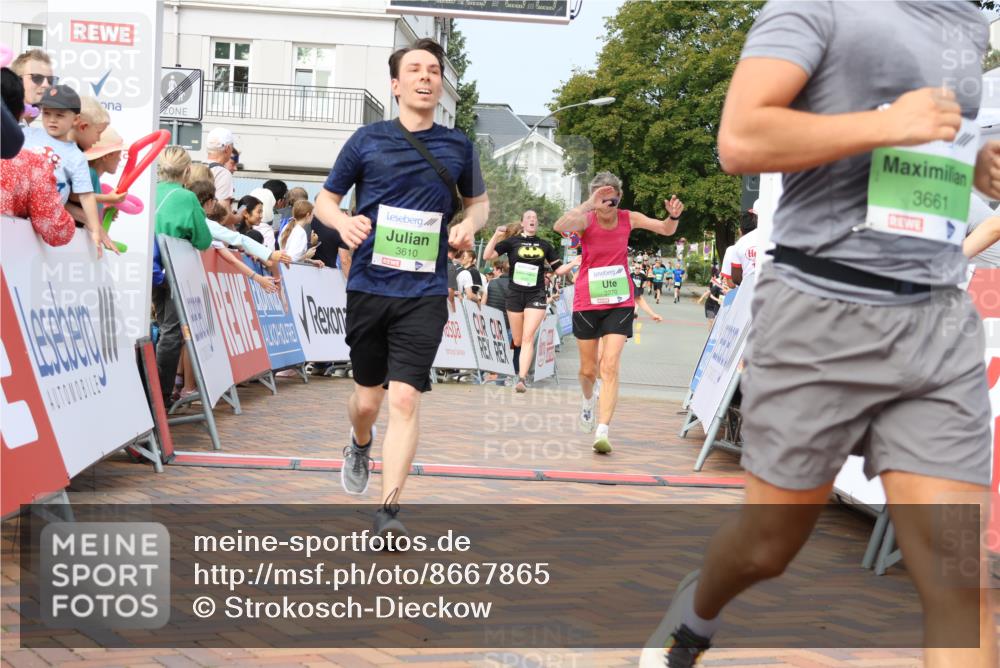 31.08.2025 - 21. Blankeneser Heldenlauf Strokosch-Dieckow http://msf.ph/oto/8667865 31.08.2025 11:14:58 Ziel 3479, 3535, 3534, 3586, 3661, 3610, 3336, 3270 meine-sportfotos.de