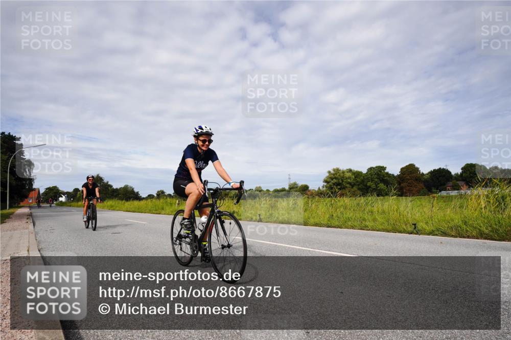 31.08.2025 - Elbe Triathlon Hamburg Michael Burmester http://msf.ph/oto/8667875 31.08.2025 10:58:05 Radfahren 1299, 1351, 1353, 1356, 1495, 1506, 1615 meine-sportfotos.de