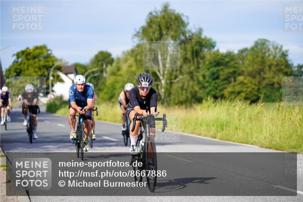 31.08.2025 - Elbe Triathlon Hamburg Michael Burmester http://msf.ph/oto/8667886 31.08.2025 09:44:48 Radfahren 259, 298, 617, 669, 737, 823, 869, 881 meine-sportfotos.de